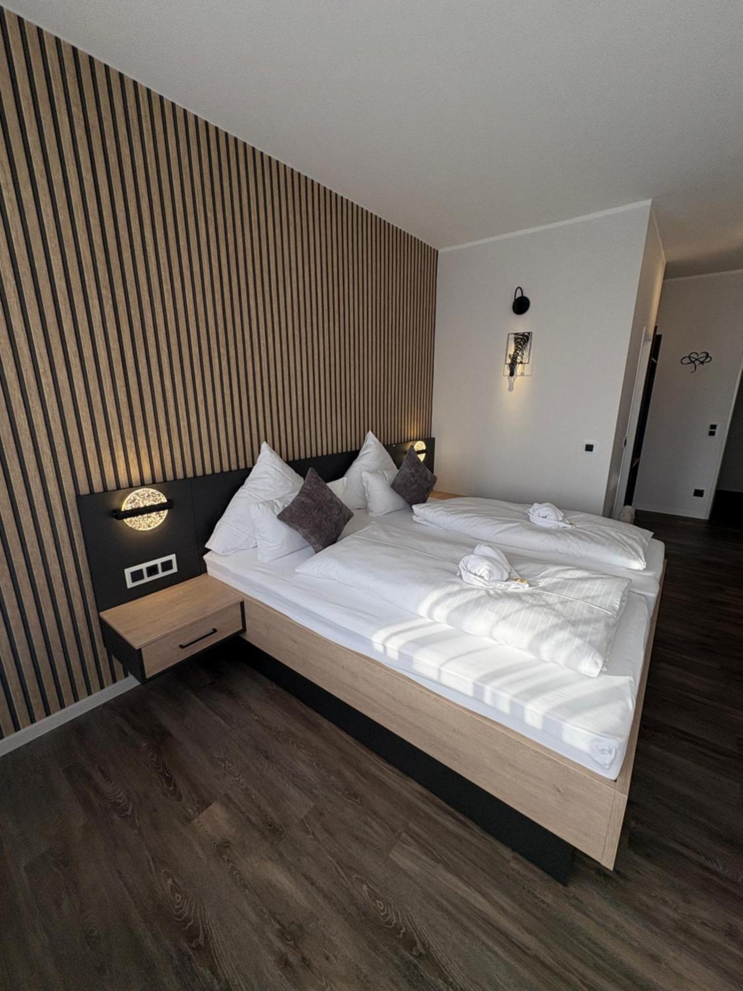 Hotel Zur Therme 巴德韦斯特科特 外观 照片